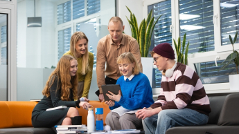 Projektowanie gier komputerowych | Studia podyplomowe w Bydgoszczy | Uniwersytet WSB Merito Bydgoszcz: Grupa studentów