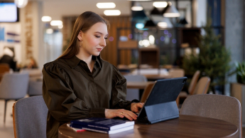Administracja | Studia I stopnia w Bydgoszczy | Uniwersytet WSB Merito Bydgoszcz: Studentka