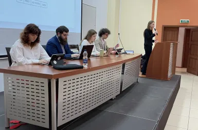 Debata oksfordzka w ramach Kujawsko‑Pomorskiej Ligi Debat na Uniwersytecie WSB Merito Bydgoszcz | 18.12.2025 [GALERIA ZDJĘĆ] | Aktualności | Uniwersytet WSB Merito Bydgoszcz: uczestnicy debaty oksfordzkiej