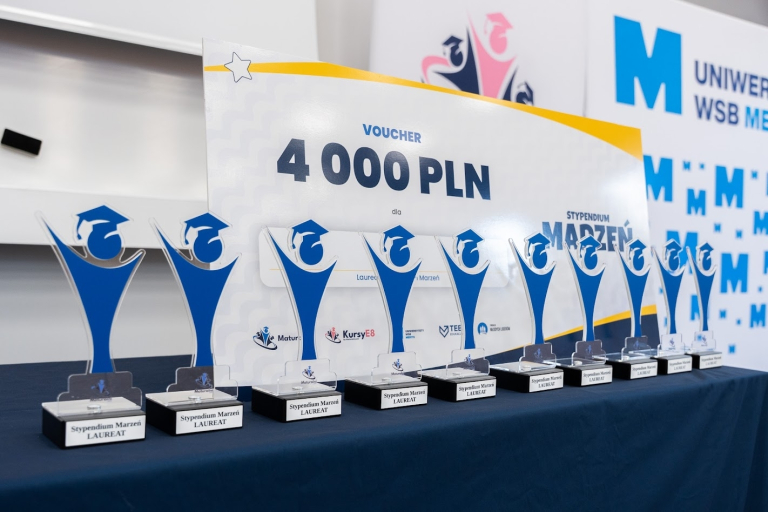 Marzenia, odwaga i wielkie plany. Gala finałowa II edycji Stypendium Marzeń | Aktualności | Uniwersytet WSB Merito Bydgoszcz: stypendium marzeń