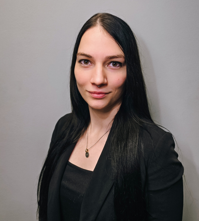 Wybór po studiach nie musi być trudny - uzyskaj dostęp do bezpłatnych podcastów | Aktualności | Uniwersytet WSB Merito Bydgoszcz: Ksenia Fiedler