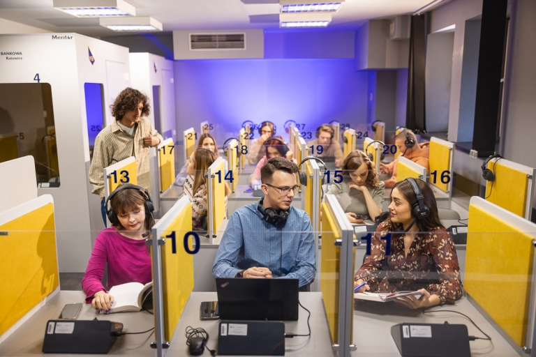 Strona główna | Uniwersytet WSB Merito Chorzów: Sala laboratoryjna w Uniwersytecie WSB Merito w Chorzowie