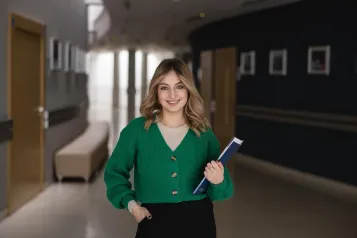 Student Zone | WSB Merito Bydgoszcz University: Główna grafika: Anastasiia Tytarenko - studentka psychologii w biznesie na Uniwersytecie WSB Merito w Toruniu