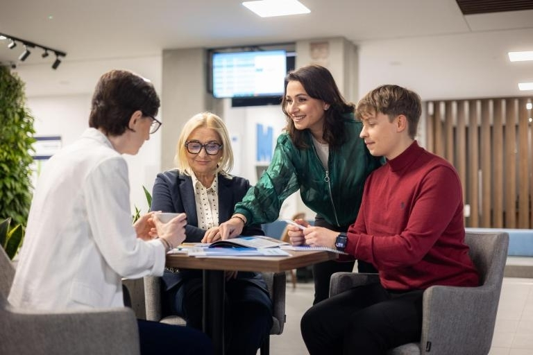 Search results | WSB Merito Universities: Grafika_główna_Merito_wpływ_społeczny
