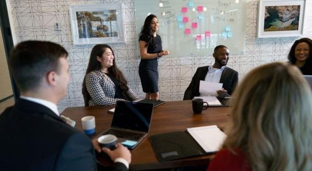 Advance from Bachelor’s to Master’s in the USA with Franklin University | WSB Merito Warsaw University: teamworking students