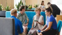 Finanse przedsiębiorstw i podatki z certyfikatem ACCA | Studia II stopnia ze studiami podyplomowymi  | Uniwersytet WSB Merito w Gdańsku: Studenci grają wspólnie w grę w strefie studenta