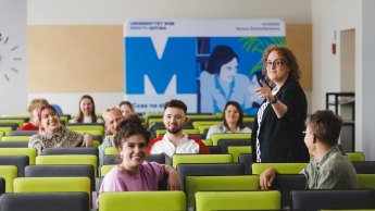 Bankowość i doradztwo finansowe | Studia II stopnia w Gdańsku | Uniwersytet WSB Merito w Gdańsku: Studenci podczas zajęć na auli 