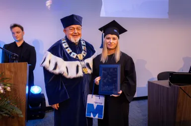 Uroczystość wręczenia dyplomów absolwentom 2025 za nami! | Aktualności | Uniwersytet WSB Merito w Gdańsku: Zdjęcie