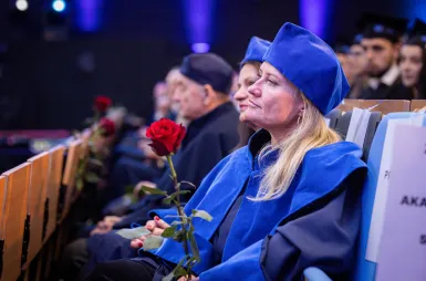 Uroczystość wręczenia dyplomów absolwentom 2025 za nami! | Aktualności | Uniwersytet WSB Merito w Gdańsku: zdj