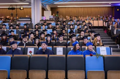 Uroczystość wręczenia dyplomów absolwentom 2025 za nami! | Aktualności | Uniwersytet WSB Merito w Gdańsku: Zdjęcie