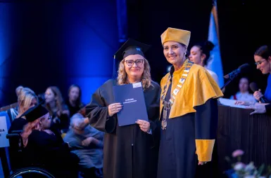 Uroczystość wręczenia dyplomów absolwentom 2025 za nami! | Aktualności | Uniwersytet WSB Merito w Gdańsku: Zdjęcie