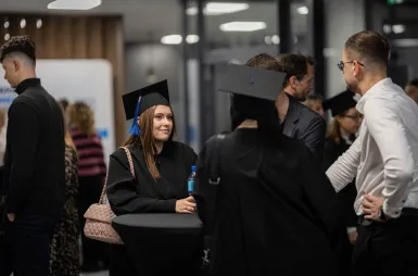 Uroczystość wręczenia dyplomów absolwentom 2025 za nami! | Aktualności | Uniwersytet WSB Merito w Gdańsku: Zdjęcie
