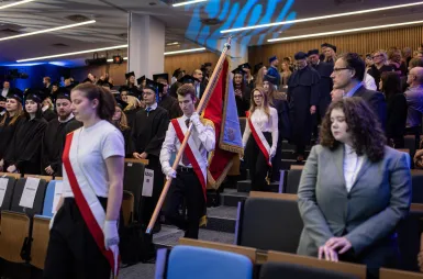 Uroczystość wręczenia dyplomów absolwentom 2025 za nami! | Aktualności | Uniwersytet WSB Merito w Gdańsku: Zdjęcie