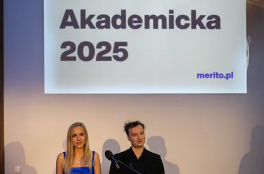 Uroczystość wręczenia dyplomów absolwentom 2025 za nami! | Aktualności | Uniwersytet WSB Merito w Gdańsku: zdjecie