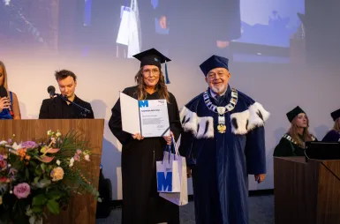 Uroczystość wręczenia dyplomów absolwentom 2025 za nami! | Aktualności | Uniwersytet WSB Merito w Gdańsku: zdj