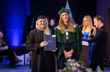Uroczystość wręczenia dyplomów absolwentom 2025 za nami! | Aktualności | Uniwersytet WSB Merito w Gdańsku: Zdjęcie
