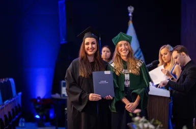 Uroczystość wręczenia dyplomów absolwentom 2025 za nami! | Aktualności | Uniwersytet WSB Merito w Gdańsku: zdjecie