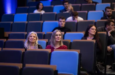 Uroczystość wręczenia dyplomów absolwentom 2025 za nami! | Aktualności | Uniwersytet WSB Merito w Gdańsku: Zdjęcie