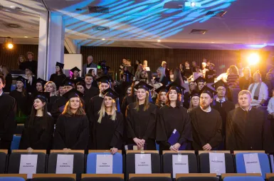 Uroczystość wręczenia dyplomów absolwentom 2025 za nami! | Aktualności | Uniwersytet WSB Merito w Gdańsku: zdj