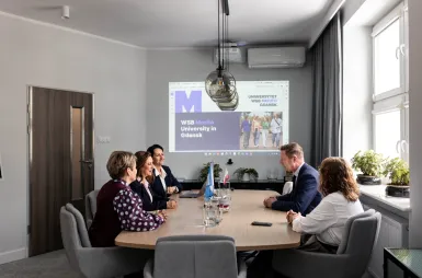 Spotkanie kultur i pomysłów – wizyta Ambasador Gwatemali na naszym uniwersytecie | Aktualności | Uniwersytet WSB Merito w Gdańsku: wizyta Ambasador Gwatemali