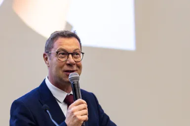 Uroczyste zakończenie studiów podyplomowych 2025/2026 za nami! | Aktualności | Uniwersytet WSB Merito w Gdańsku: Zdjęcie