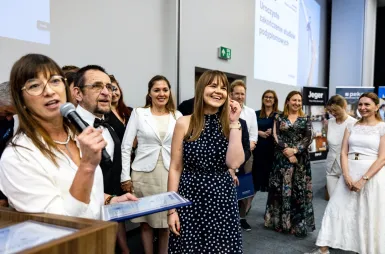 Uroczyste zakończenie studiów podyplomowych 2025/2026 za nami! | Aktualności | Uniwersytet WSB Merito w Gdańsku: Zdjęcie