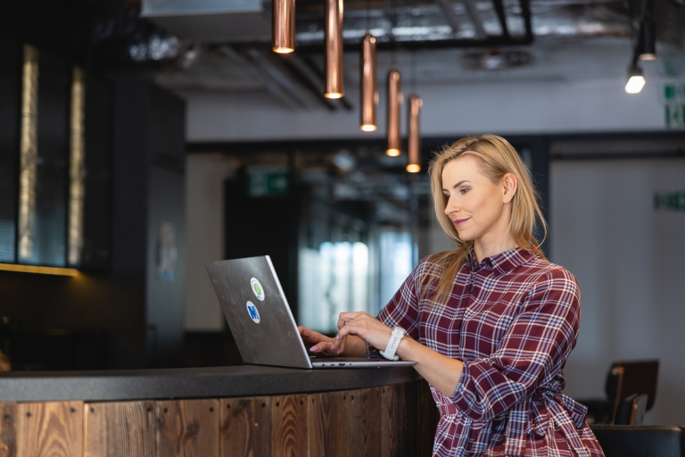 UX Design - projektowanie i rozwijanie produktów cyfrowych wspomagane AI | Studia podyplomowe w Gdańsku | Uniwersytet WSB Merito w Gdańsku: SP uczestniczka na uczelni