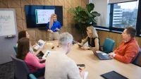 Negocjacje w biznesie (z certyfikatem FU) | Studia podyplomowe w Gdyni | Uniwersytet WSB Merito Gdynia: Warsztat podczas studiów podyplomowych 