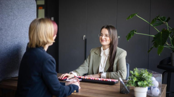 Analityk finansowy | Studia podyplomowe w Gdyni | Uniwersytet WSB Merito Gdynia: obsługa studenta w BOS