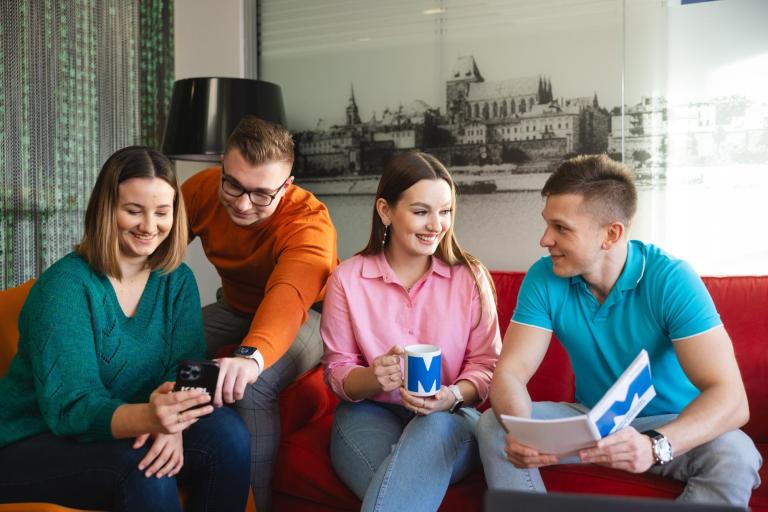 Przeniesienie z innej uczelni w Gdyni | Uniwersytet WSB Merito Gdynia: studenci na uczelni