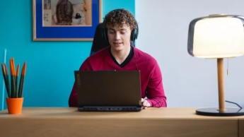 Projektowanie UX I UI | Studia I stopnia w Łodzi | Uniwersytet WSB Merito Łódź: online