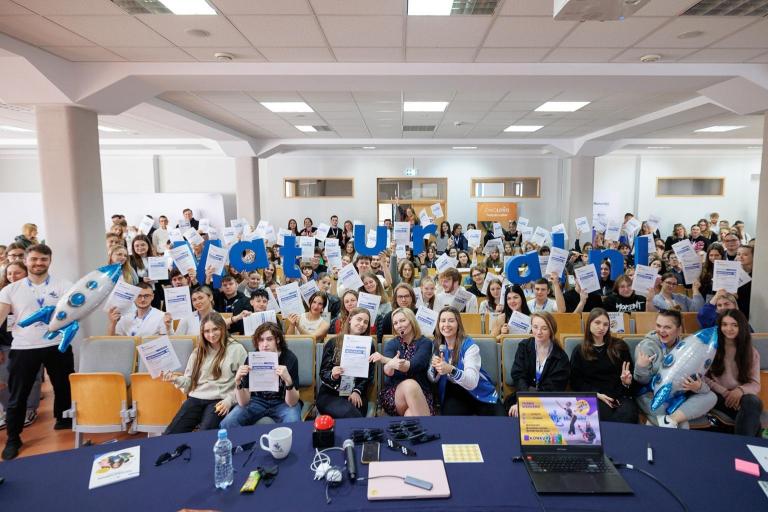 Maturzyści | Uniwersytet WSB Merito Łódź: Łódź - aula - wydarzenie Turbo weekend z Maturalni.com