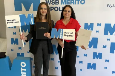 Historyczny moment dla  Uniwersytetu WSB Merito Opole. Pierwsi absolwenci psychologii i dietetyki z dyplomami! | Aktualności | Uniwersytet WSB Merito Opole: obrony