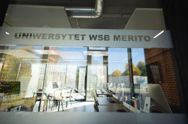 ABC studenta | Uniwersytet WSB Merito w Poznaniu: Poznań budynek RR