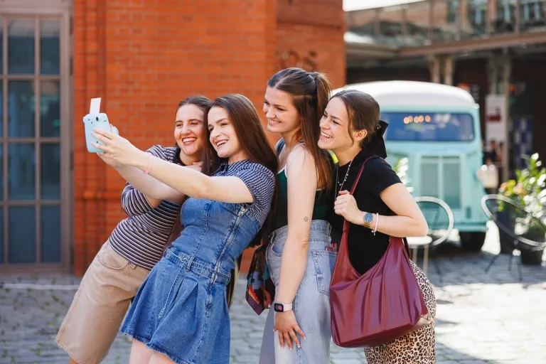 Digital marketing z elementami AI | Studia II stopnia w Poznaniu | Uniwersytet WSB Merito w Poznaniu: studenci