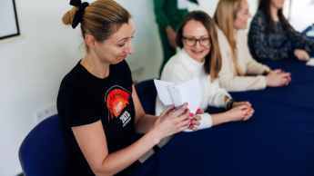 GRY KOMUNIKACYJNE - Narzędzia efektywnej komunikacji do zespołu w sytuacjach trudnych | Szkolenia i kursy w Szczecinie | Uniwersytet WSB Merito Szczecin: Szkolenie - komunikacja