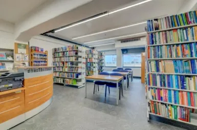 Nasz kampus | Uniwersytet WSB Merito Szczecin: Biblioteka Uniwersytetu WSB Merito.