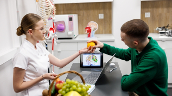 Dietetyka kliniczna | Studia I stopnia w Toruniu | Uniwersytet WSB Merito w Toruniu: Główna grafika: Toruń - studia licencjackie 