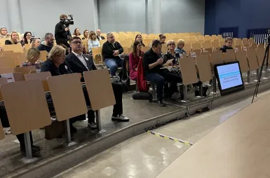 II edycja konferencji „STEAM i AI w edukacji” już za nami! [GALERIA ZDJĘĆ] | Aktualności | Uniwersytet WSB Merito w Toruniu: II konferencja Steam i AI w edukacji