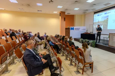 Inauguracja studiów MBA 2025/2026 | Aktualności | Uniwersytet WSB Merito w Toruniu: Inauguracja studiów MBA – wykład inauguracyjny prowadzi Tomasz Gordon
