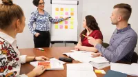 FinTech i finanse cyfrowe | Studia II stopnia w Warszawie | Uniwersytet WSB Merito Warszawa: Spotkanie biznesowe 