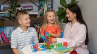 Przygotowanie pedagogiczne – dla nauczycieli przedmiotów lub zajęć prowadzonych w szkole podstawowej i ponadpodstawowej | Studia podyplomowe w Warszawie | Uniwersytet WSB Merito Warszawa: nauczycielka