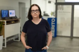 AI jest kobietą. Technologia widziana kobiecym okiem. | 8.03.2026 | Aktualności | Uniwersytet WSB Merito Warszawa: dr Dorota Szymborska