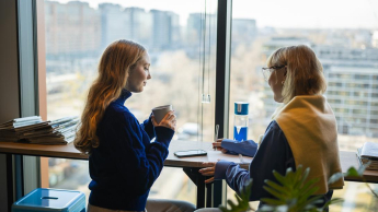 Sales in an Innovative Enterprise | Studia II stopnia w Warszawie | Uniwersytet WSB Merito Warszawa: Studentki 