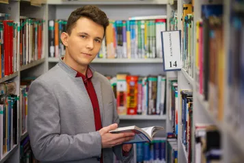 Wyniki wyszukiwania | Uniwersytet WSB Merito Warszawa: Student w bibliotece 