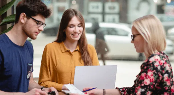 Strategie rozwoju biznesu | Studia II stopnia w Warszawie | Uniwersytet WSB Merito Warszawa: Studenci Uniwersytetu WSB Merito Warszawa