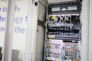 Laboratoria i pracownie | Uniwersytet WSB Merito we Wrocławiu: Lab powered by Nokia