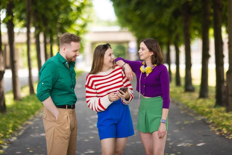 ABC studenta | Uniwersytet WSB Merito we Wrocławiu: studenci, rozmowa, plener