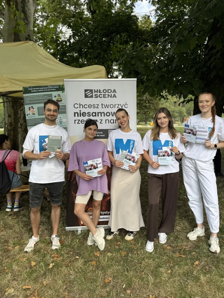 Koło Naukowe Psychologii Loki współpracuje z Fundacją Młoda Scena! | Aktualności | Uniwersytet WSB Merito we Wrocławiu: Koło Naukowe Psychologii Loki